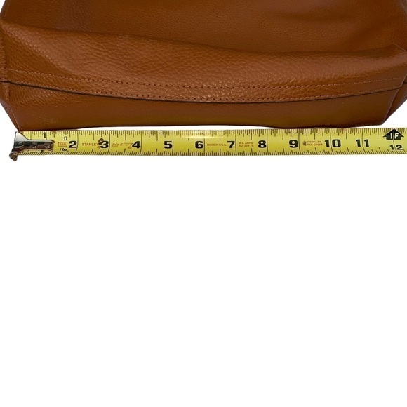 Pebbled Vegan Leather‎ Brown and Turquoise Magnetic Closure Tote Bag - Picture 5 of 6